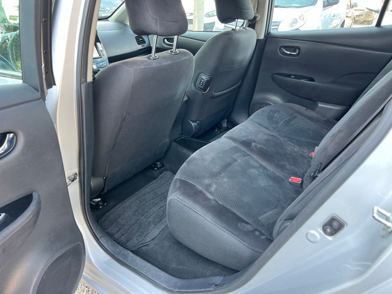 2014 Nissan Leaf — Miniatură 20