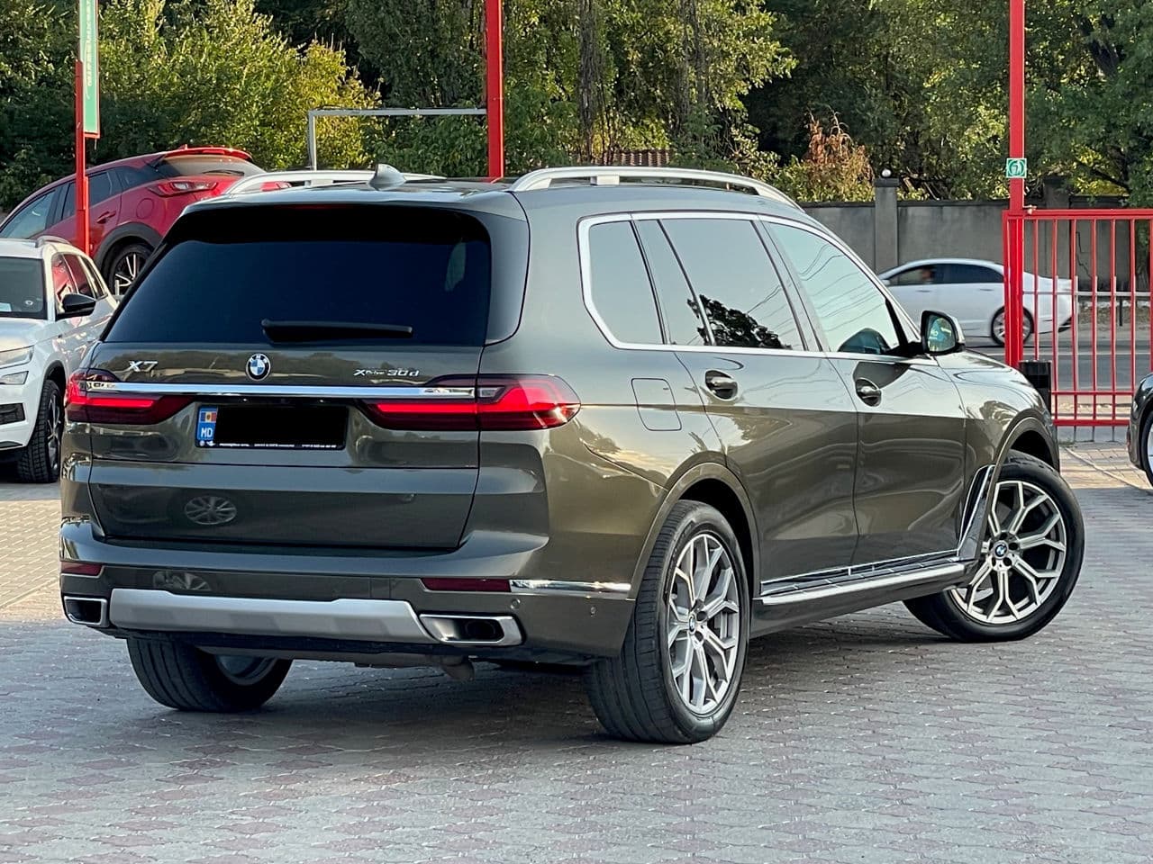 BMW X7 3.0d 2020 — Миниатюра 3