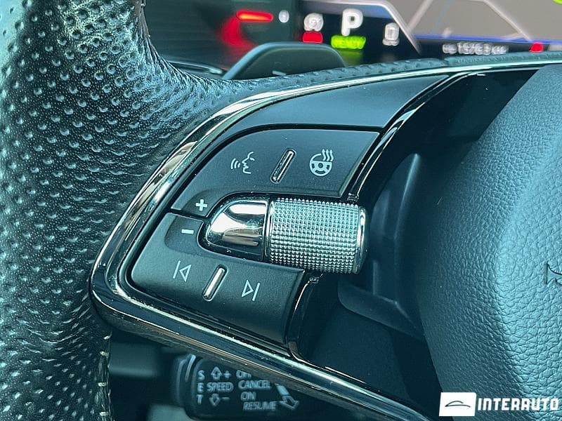 Skoda Superb 2021 — Миниатюра 10