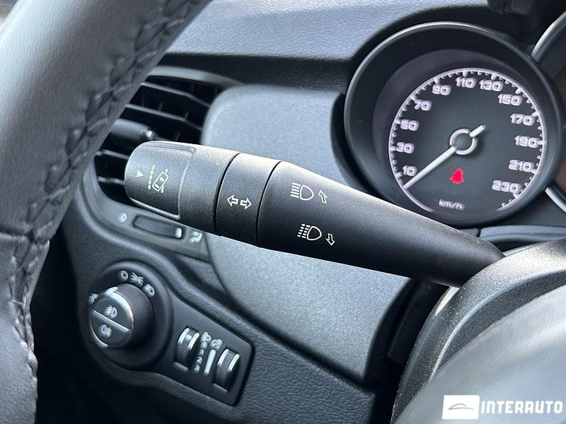 2023 Fiat 500X — Miniatură 11