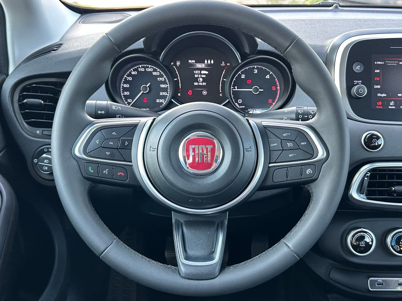 2023 Fiat 500X — Miniatură 10