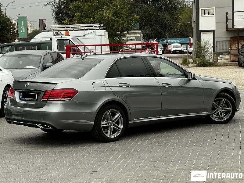 2014 Mercedes E 200 — Miniatură 2
