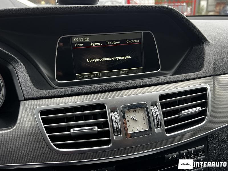 2014 Mercedes E 200 — Miniatură 10