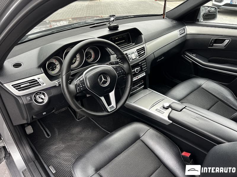 2014 Mercedes E 200 — Miniatură 7