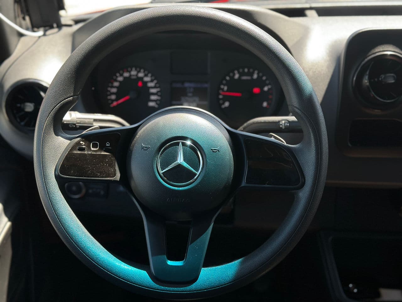 Mercedes Sprinter 2020 — Миниатюра 9
