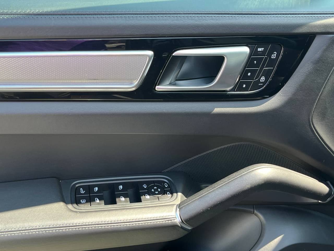 2022 Porsche Cayenne E-Hybrid Coupe — Miniatură 5