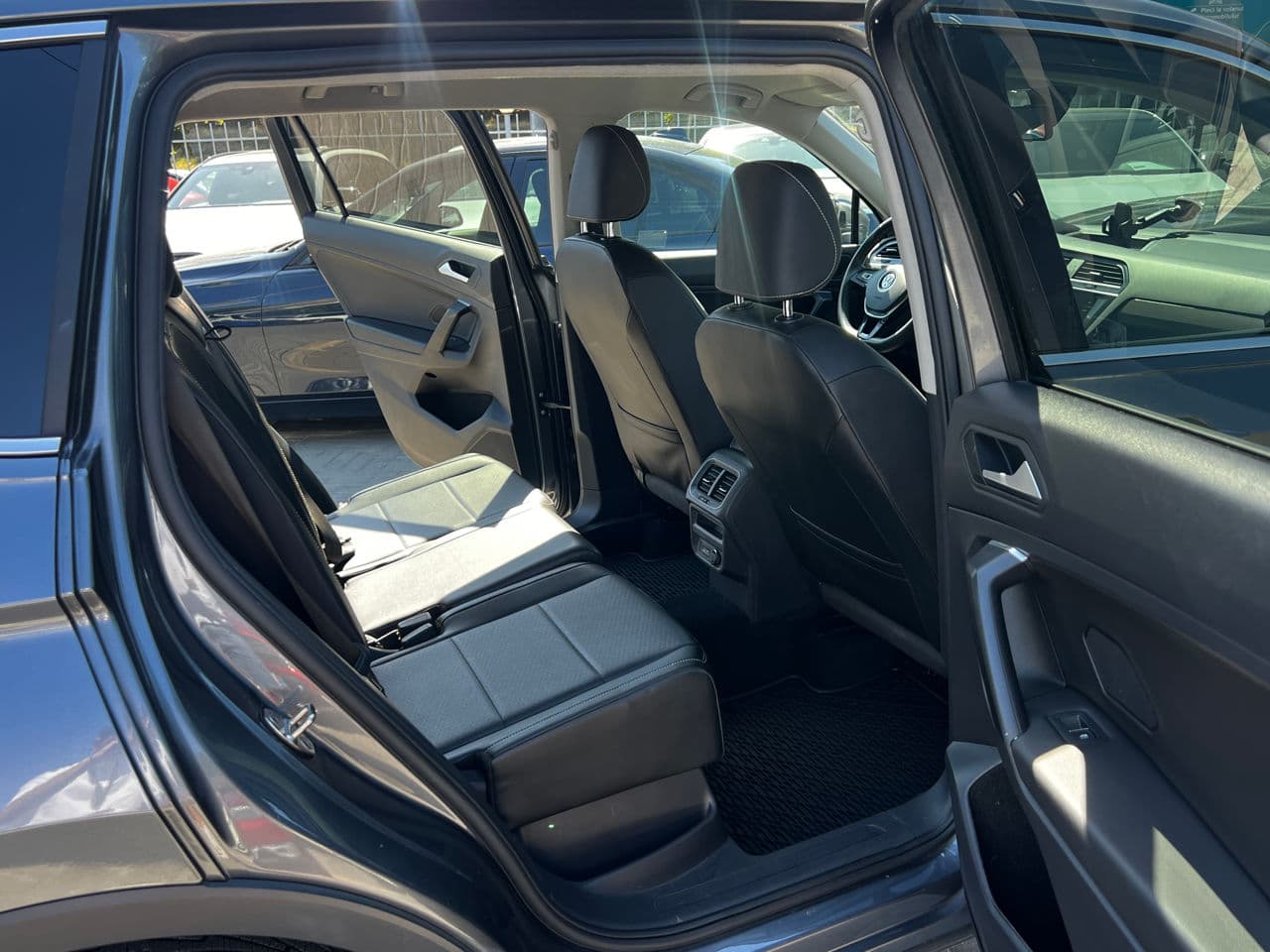 2021 Volkswagen Tiguan — Miniatură 16