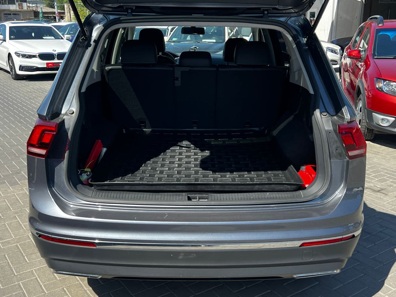 2021 Volkswagen Tiguan — Miniatură 18