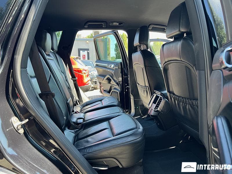 2012 Porsche Cayenne — Miniatură 15