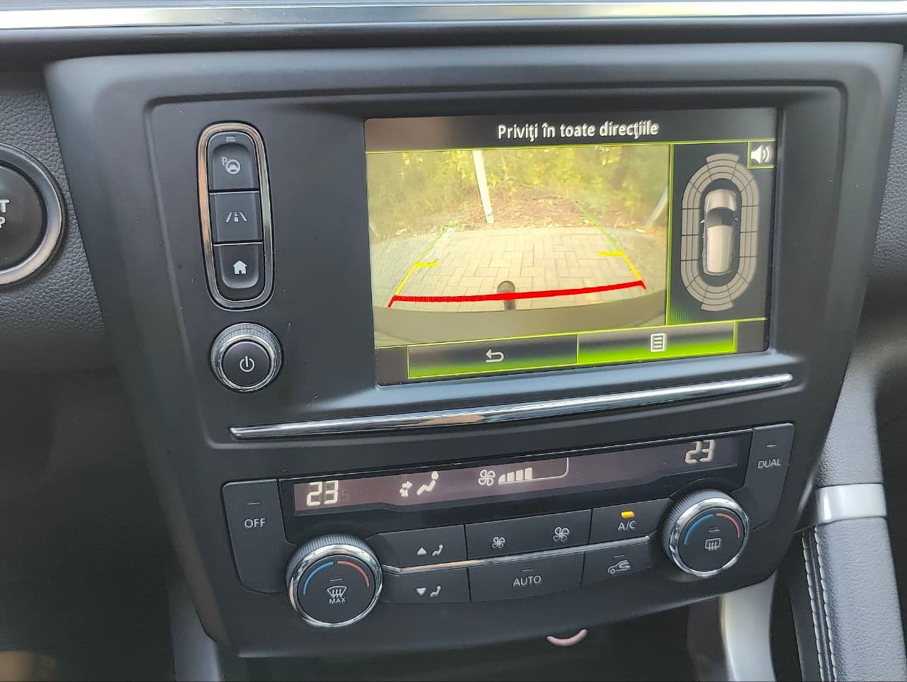 2015 Renault Kadjar — Miniatură 12