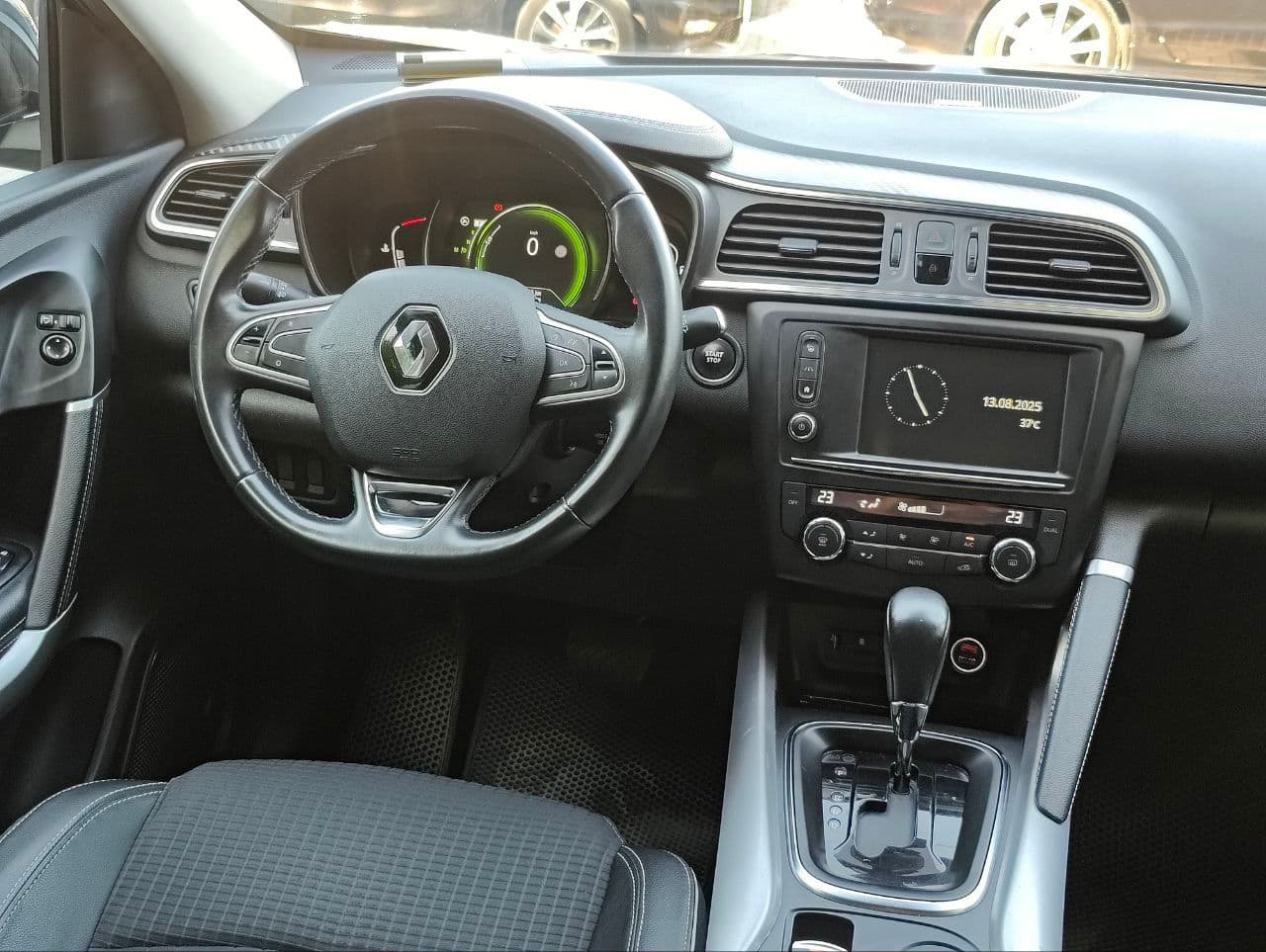 2015 Renault Kadjar — Miniatură 10