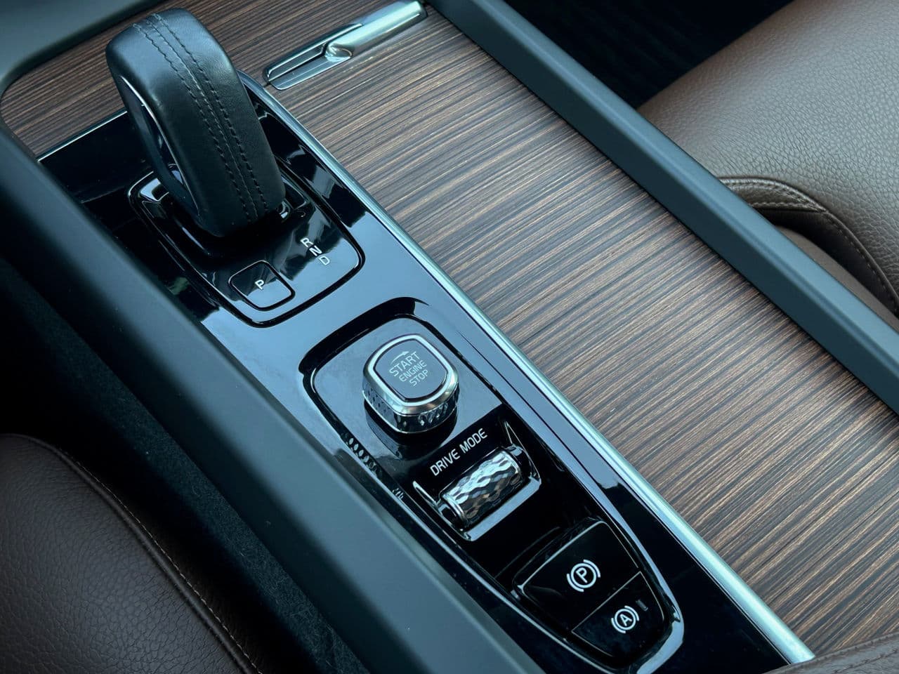 2020 Volvo XC 60 — Miniatură 12