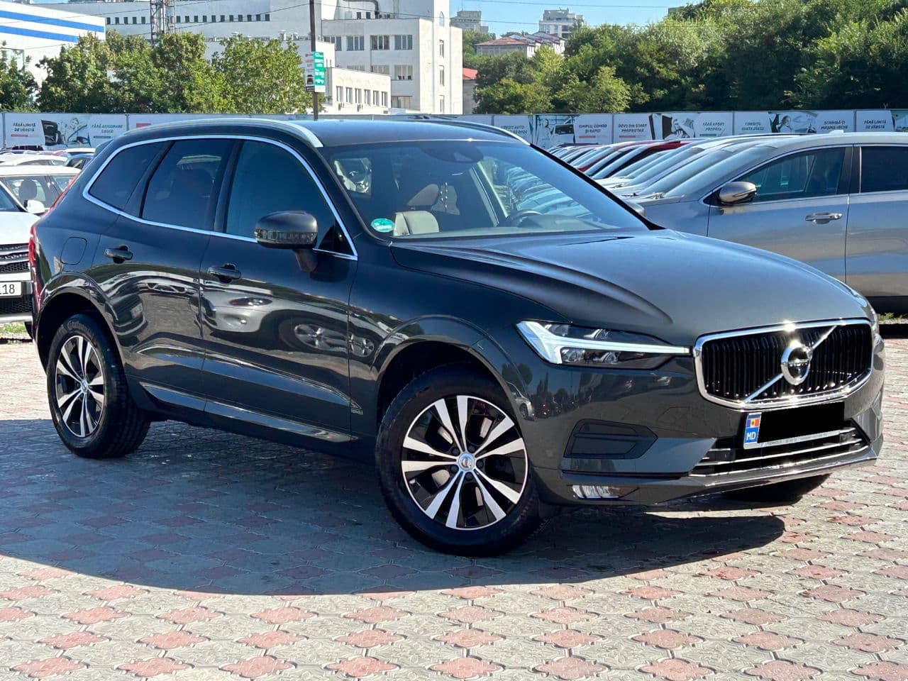 2020 Volvo XC 60 — Miniatură 4