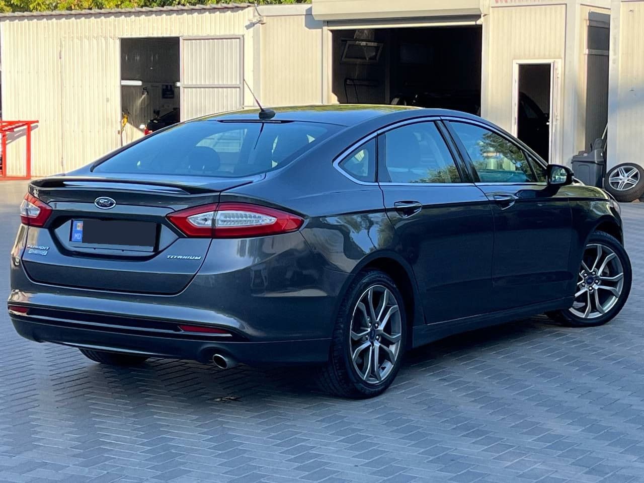 2015 Ford Fusion — Miniatură 4
