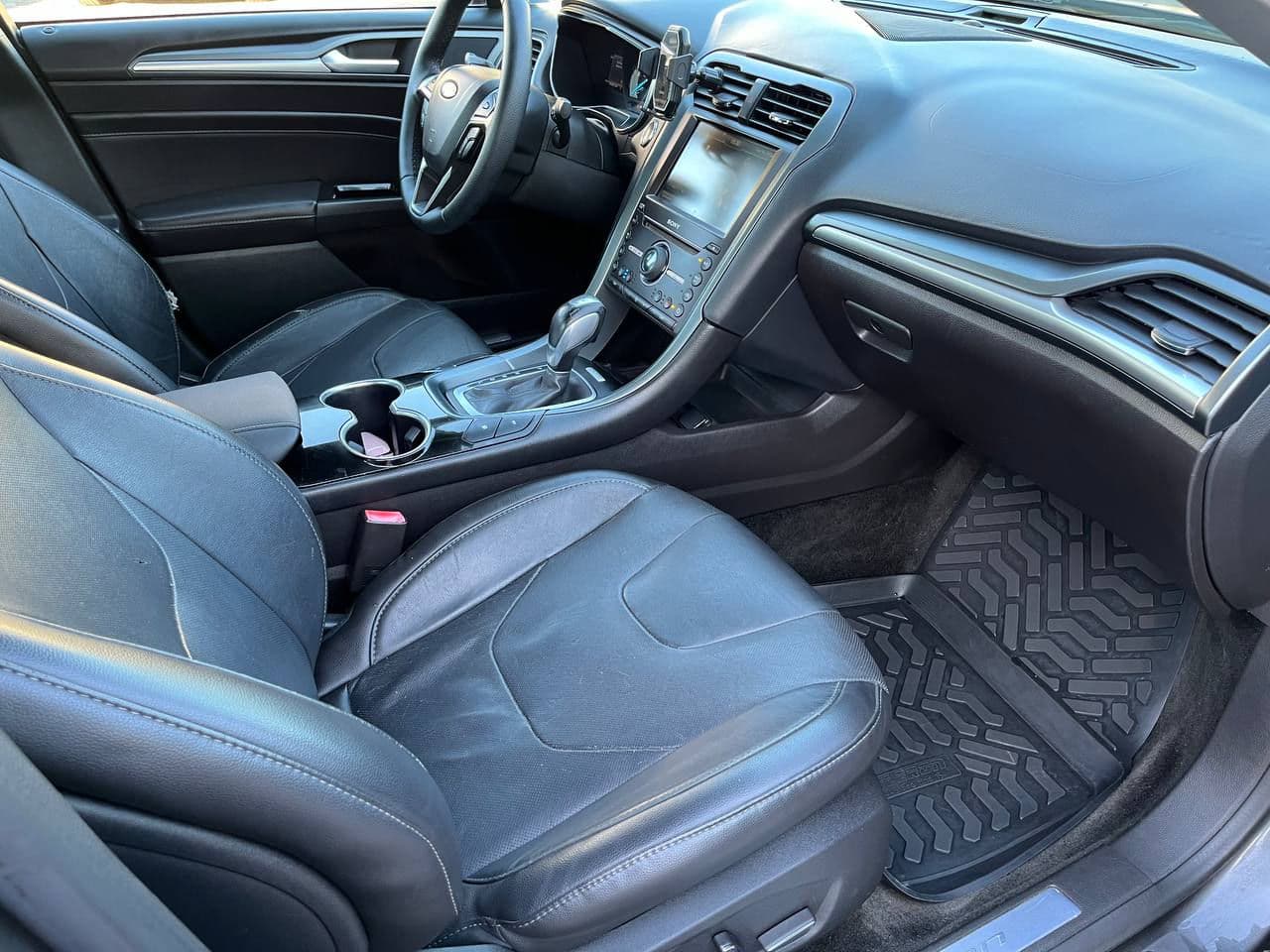 2015 Ford Fusion — Miniatură 13