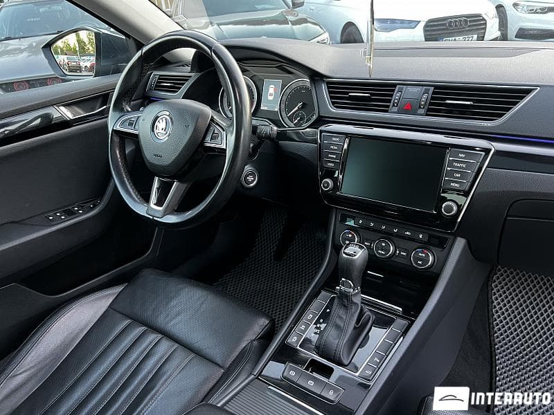 2017 Skoda Superb — Miniatură 6