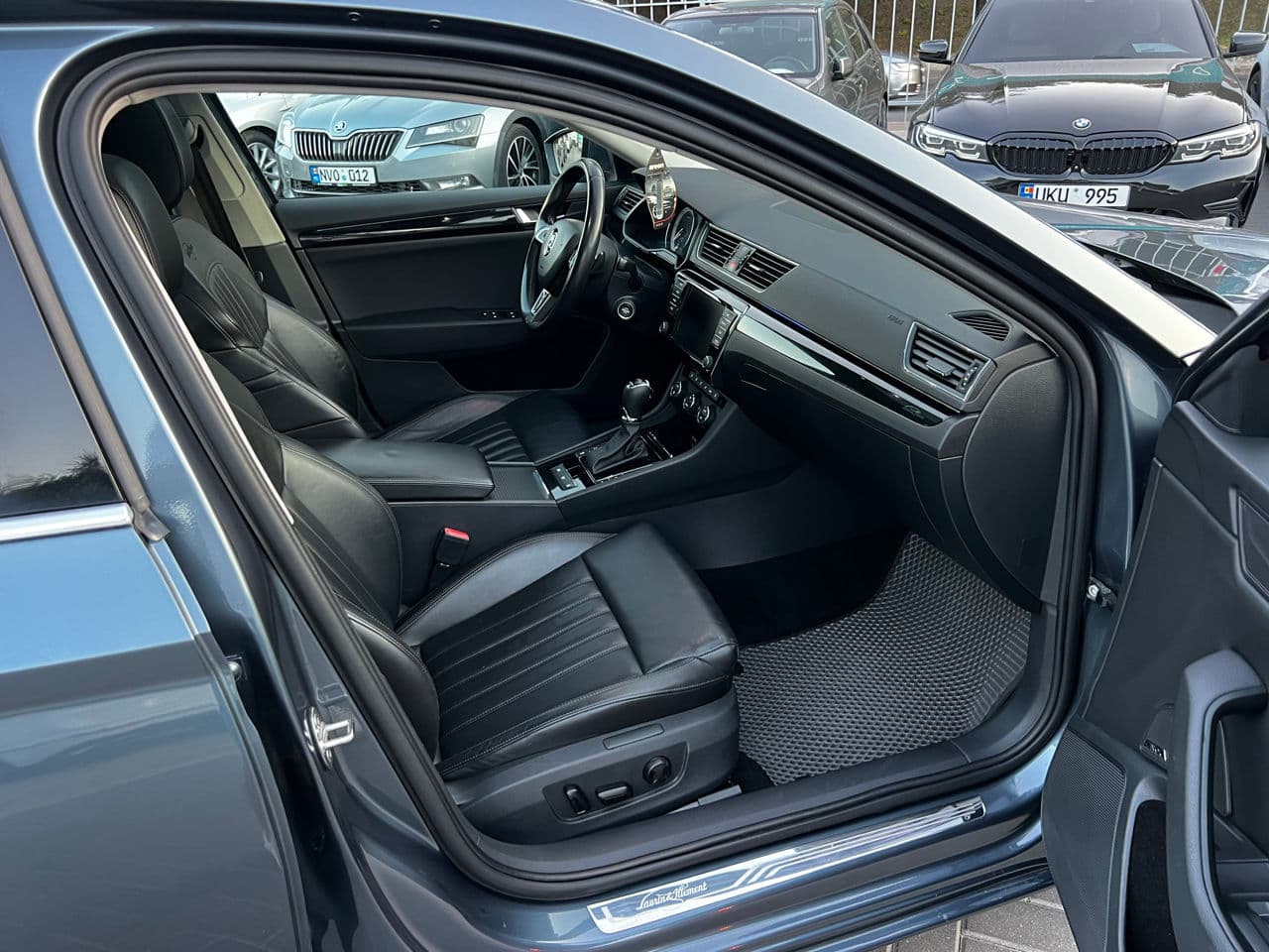 2017 Skoda Superb — Miniatură 7