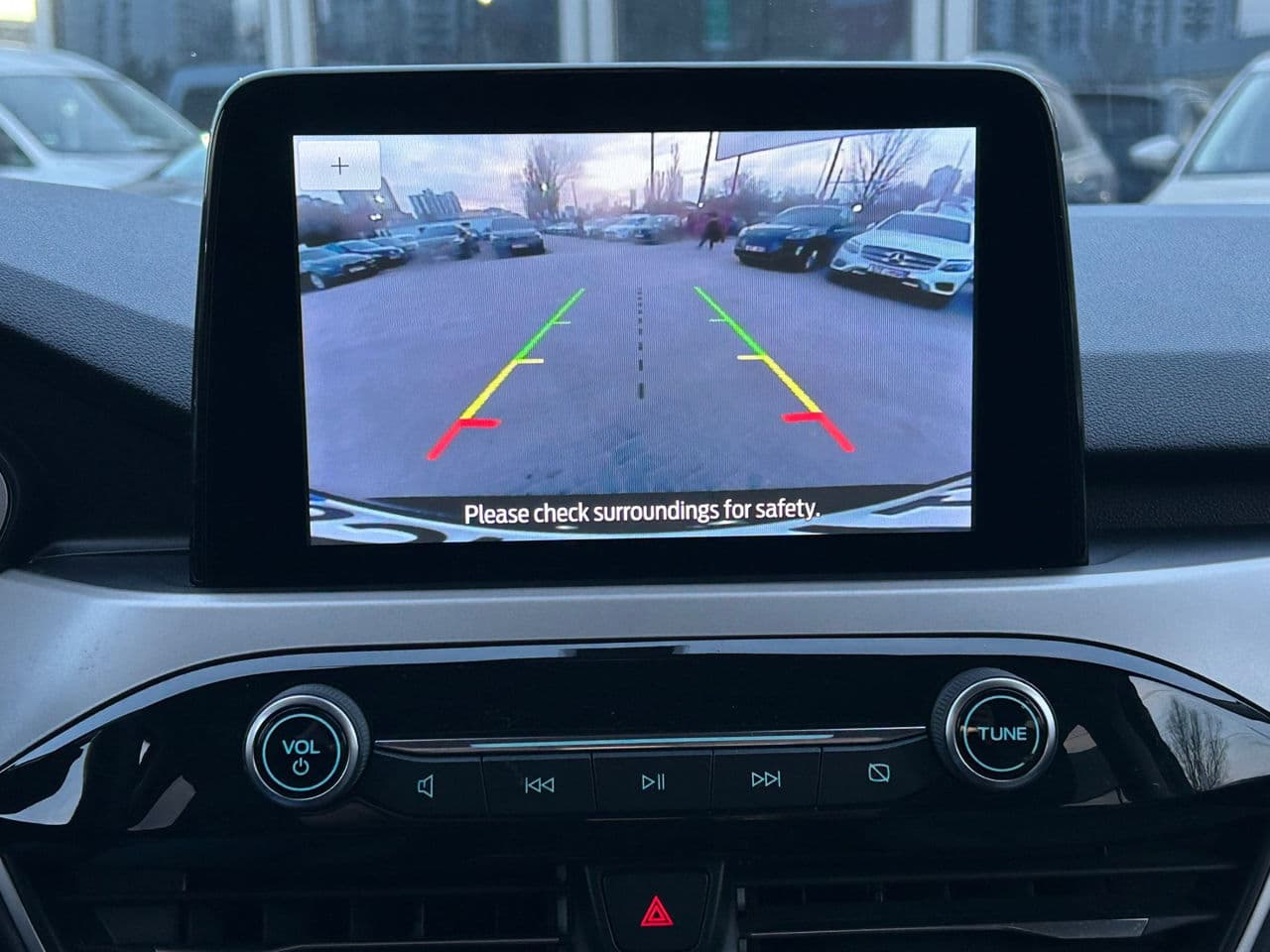 2020 Ford Escape — Miniatură 14