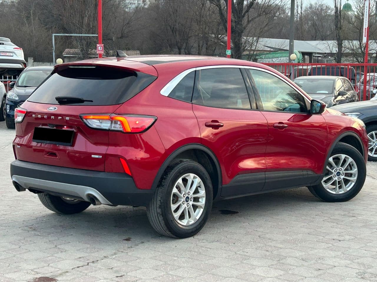 2020 Ford Escape — Miniatură 2