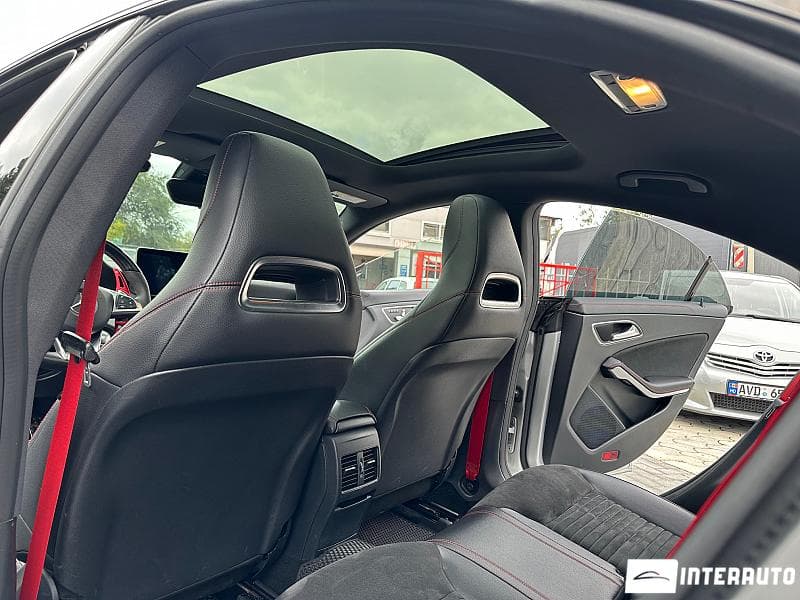 2018 Mercedes CLA 45 AMG — Miniatură 15