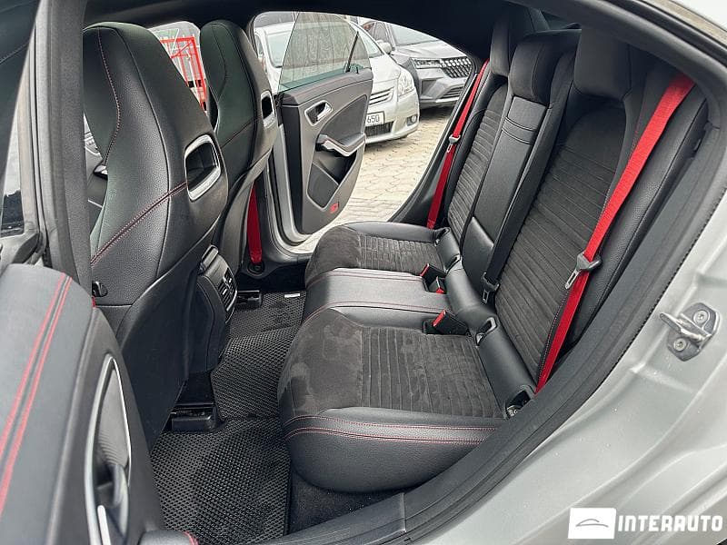2018 Mercedes CLA 45 AMG — Miniatură 18