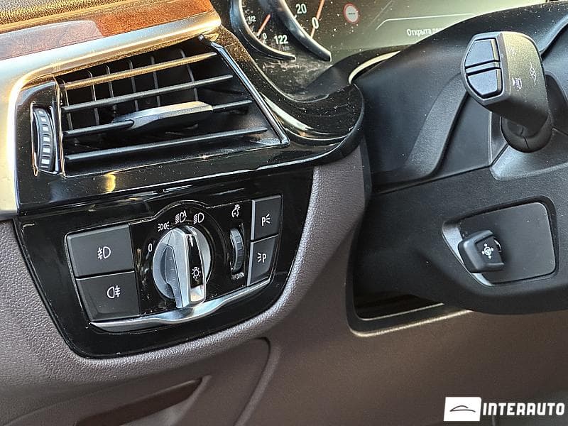 2018 BMW 640 GT — Miniatură 23