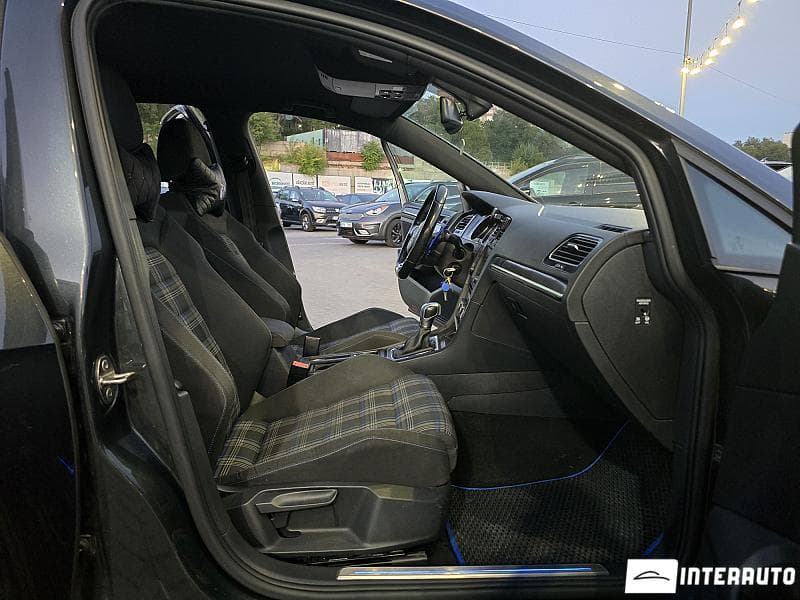 2014 Volkswagen Golf GTE — Miniatură 15
