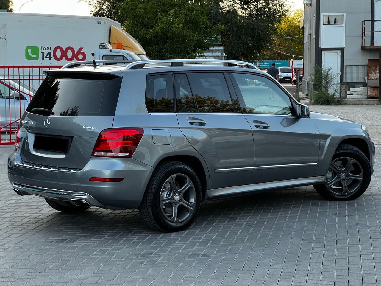 2012 Mercedes GLK 220 — Miniatură 2