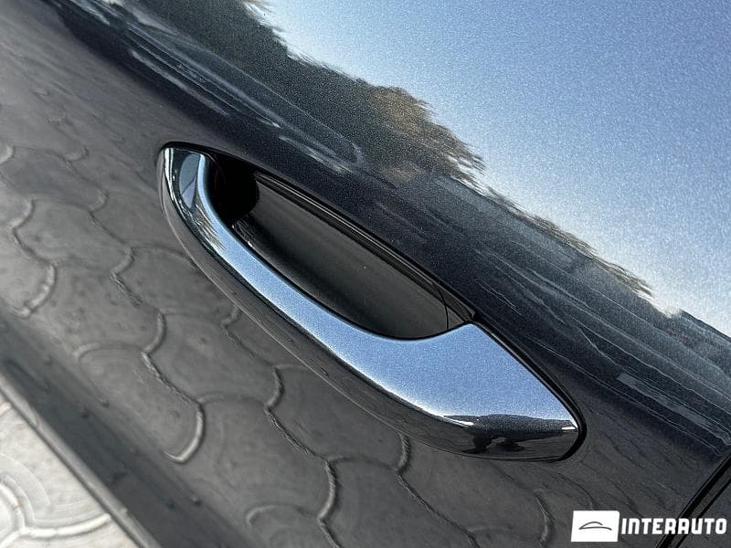 2020 Porsche Macan — Miniatură 20
