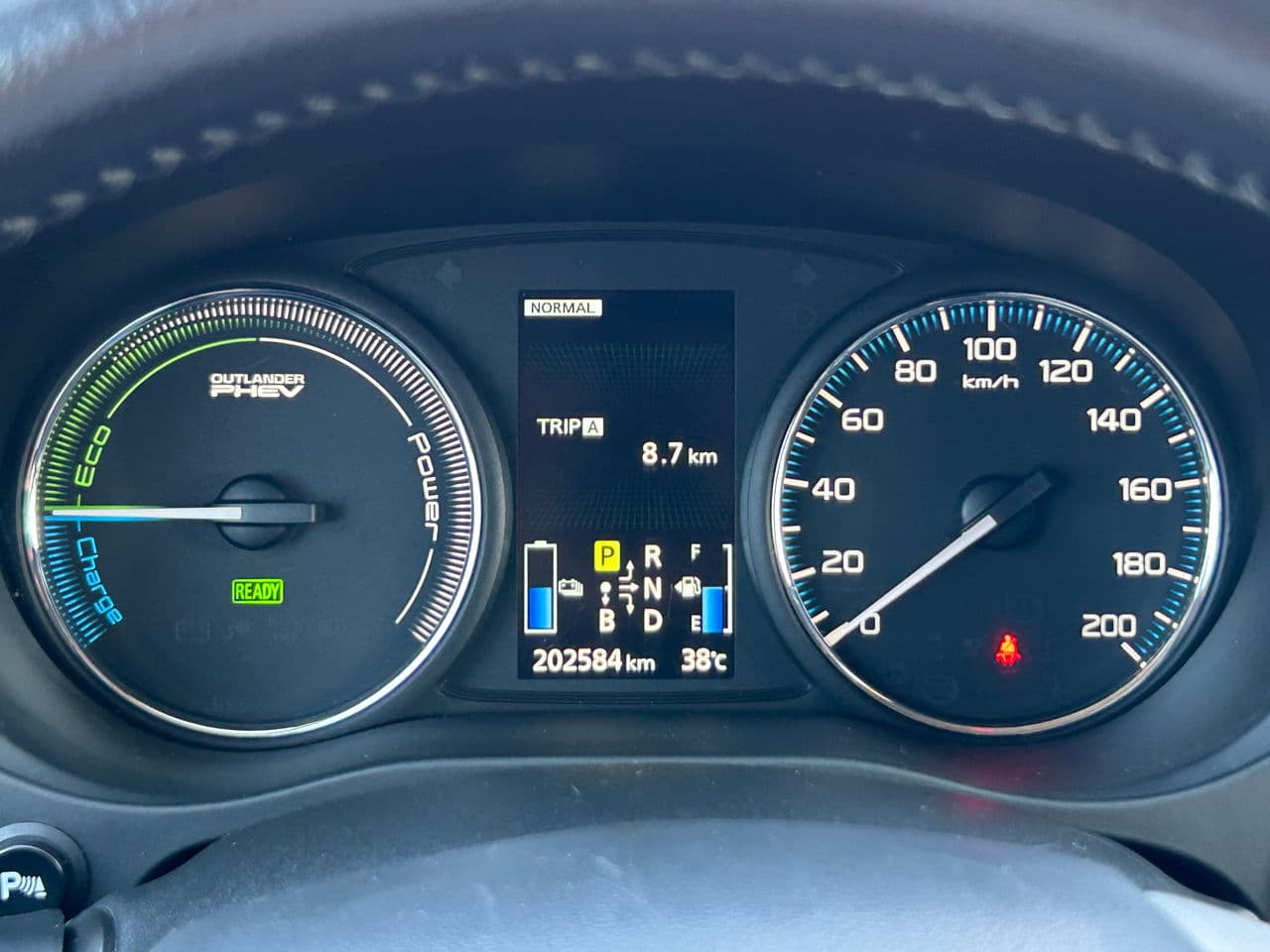 Mitsubishi Outlander 2013 — Миниатюра 18