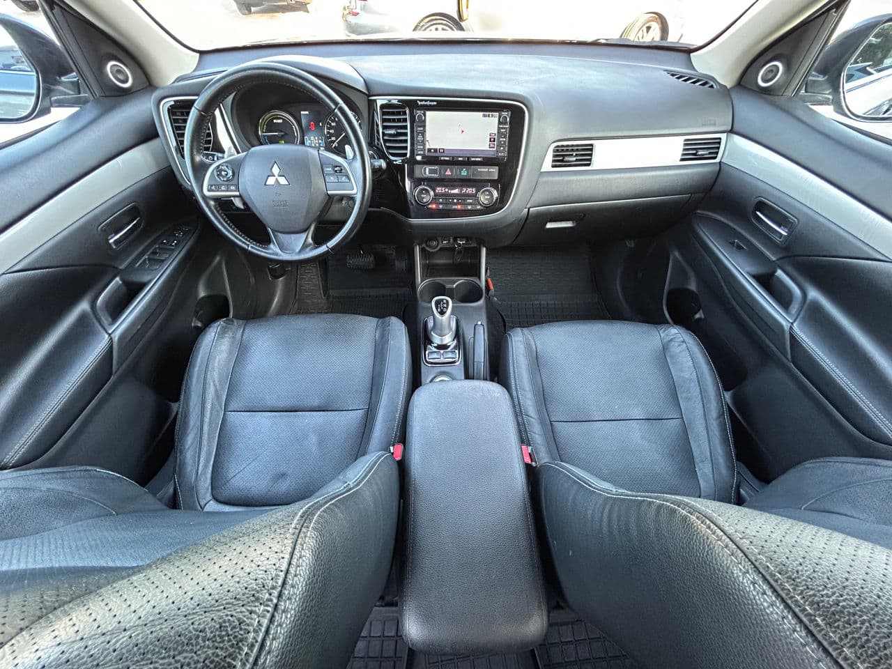 Mitsubishi Outlander 2013 — Миниатюра 9