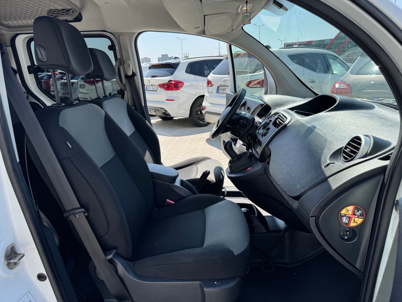 2016 Renault Kangoo — Miniatură 13