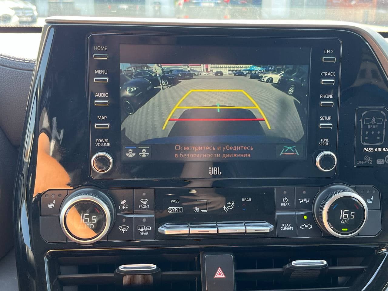 2021 Toyota Highlander — Miniatură 12