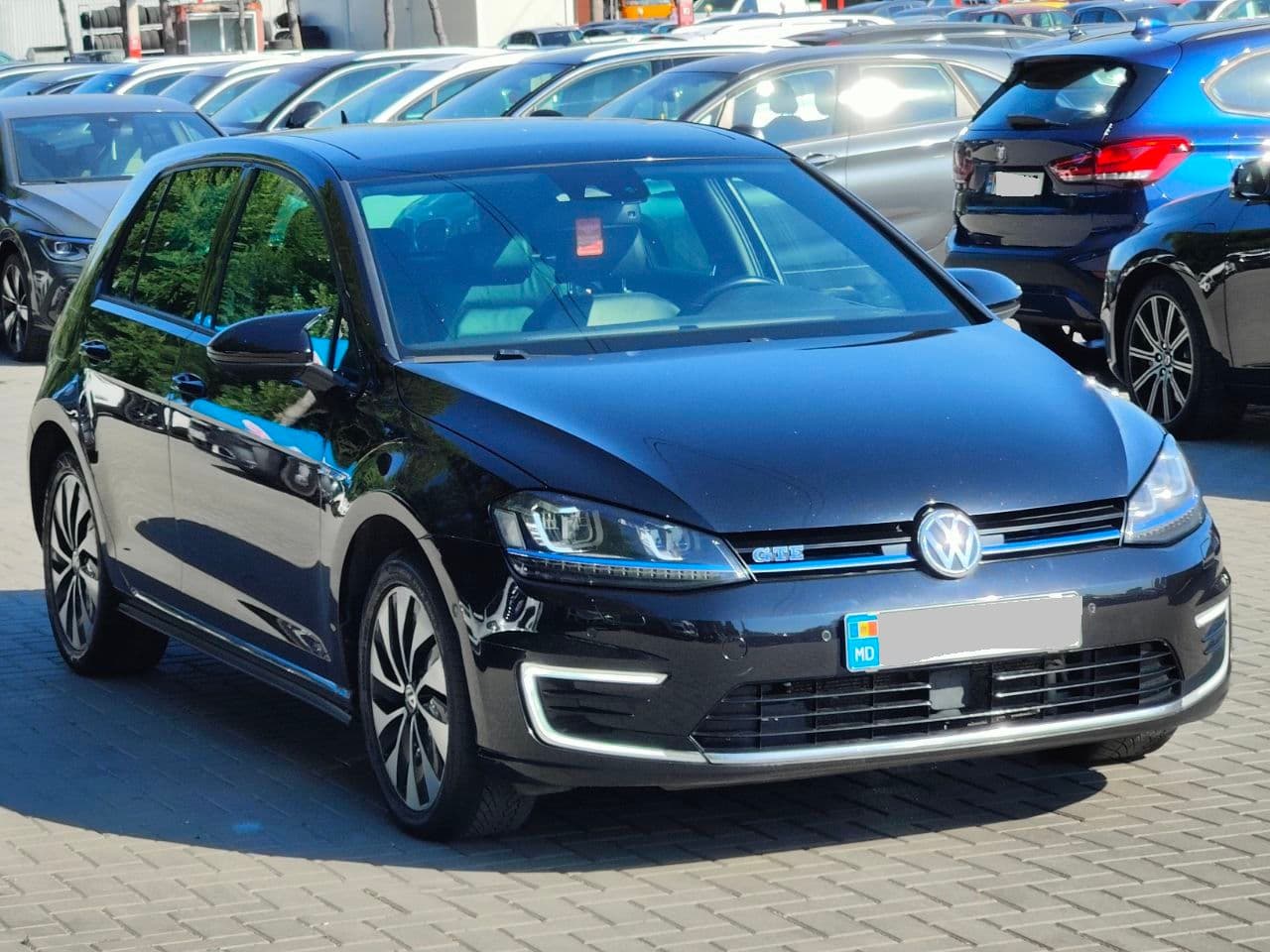 2015 Volkswagen Golf GTE — Miniatură 3