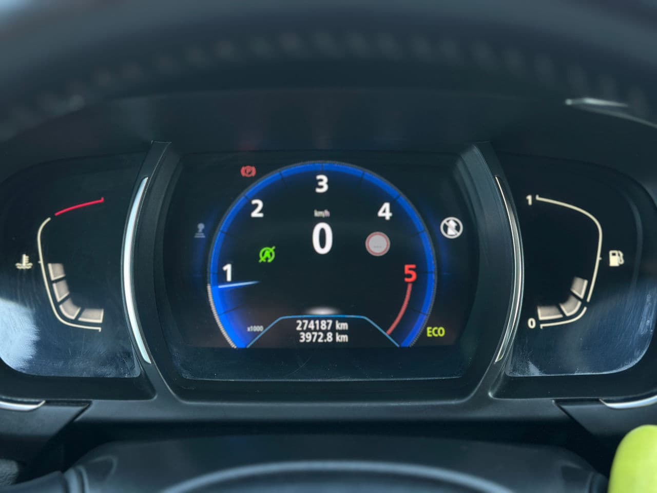 2018 Renault Grand Scenic — Miniatură 9