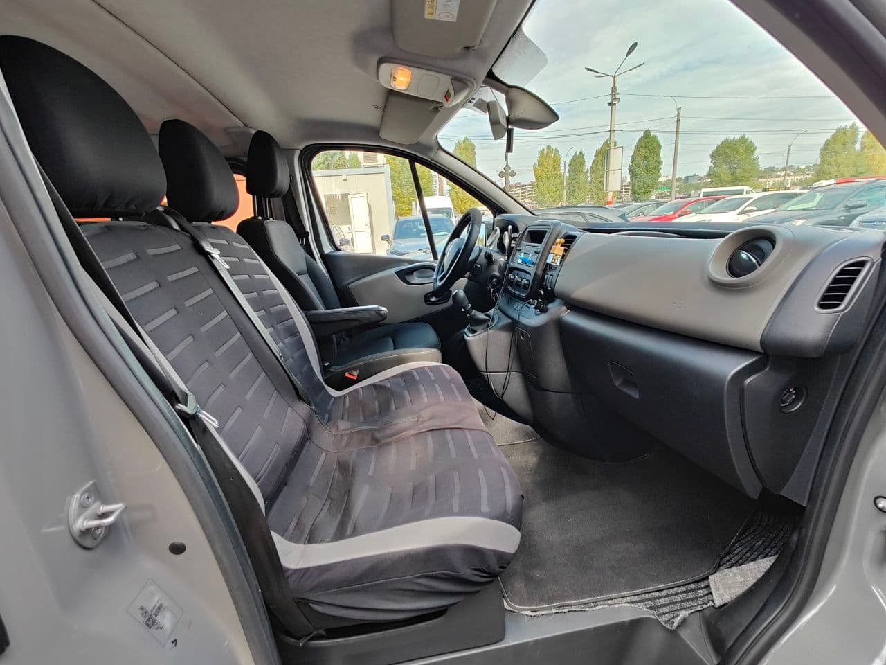 2018 Renault Trafic — Miniatură 8