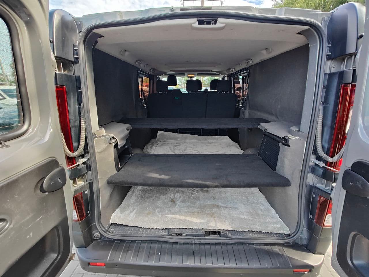 2018 Renault Trafic — Miniatură 5