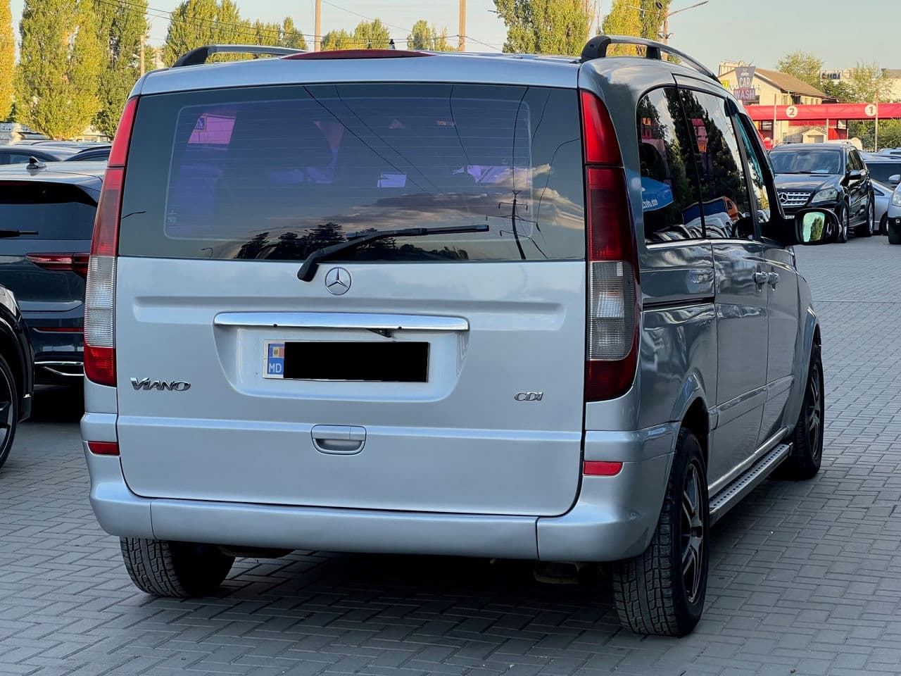 2009 Mercedes Viano — Miniatură 2