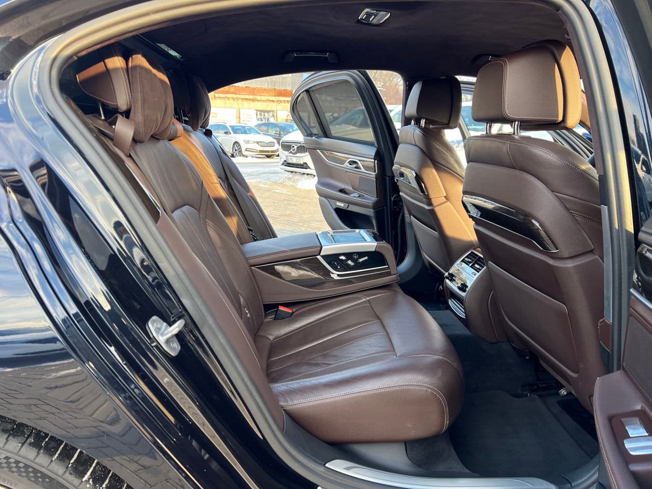 2017 BMW 740 — Miniatură 18