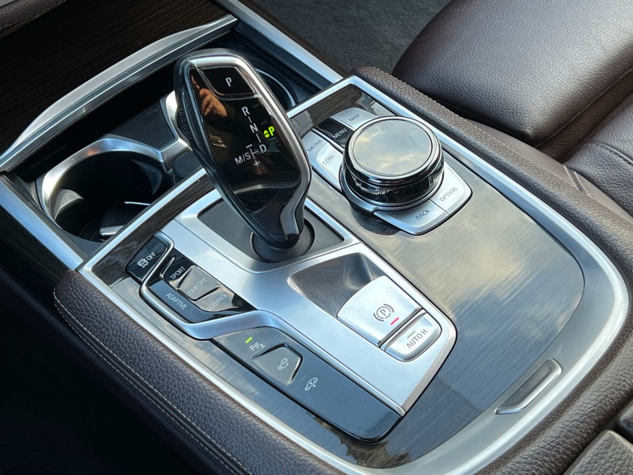 2017 BMW 740 — Miniatură 14