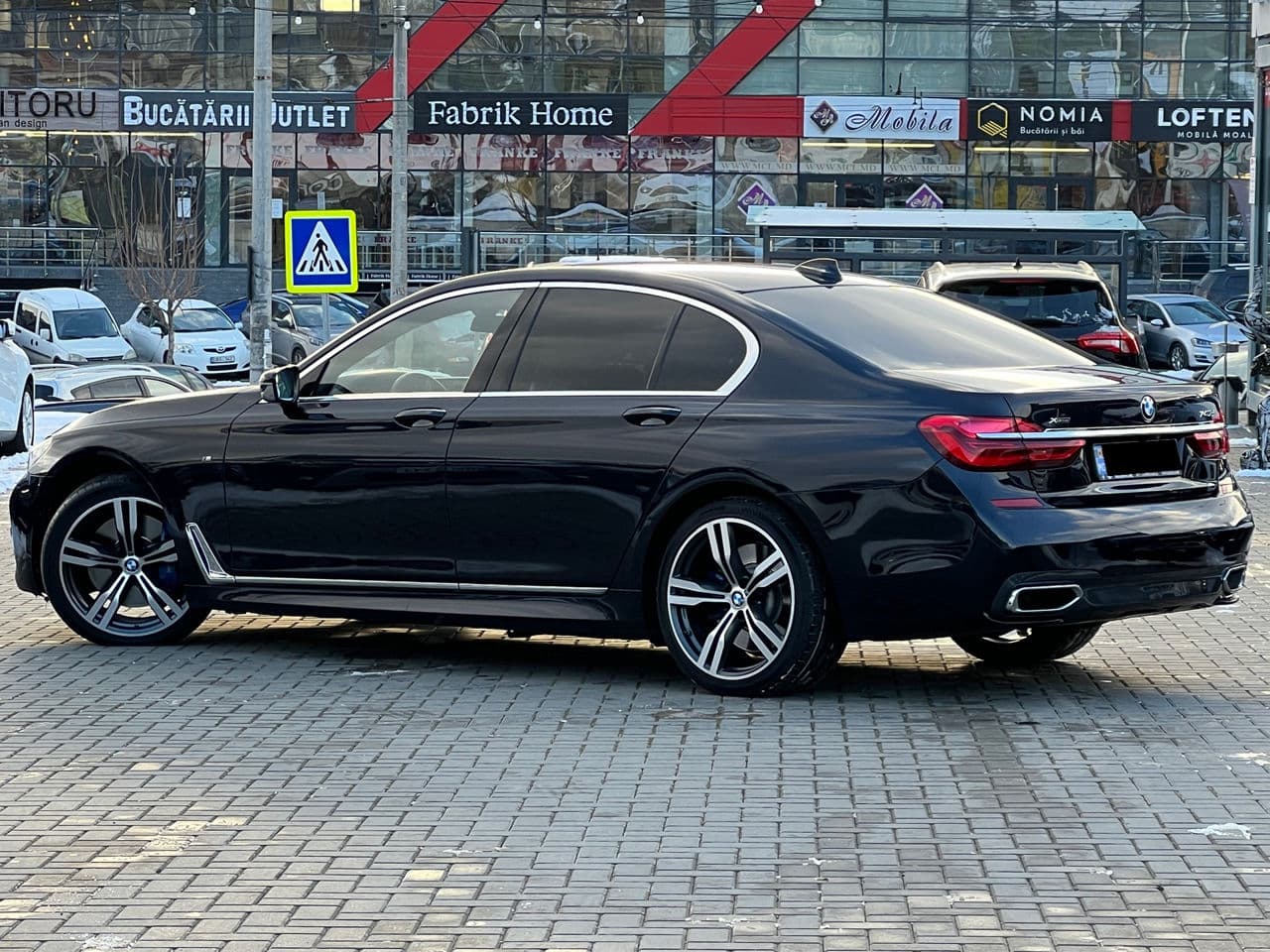 2017 BMW 740 — Miniatură 4