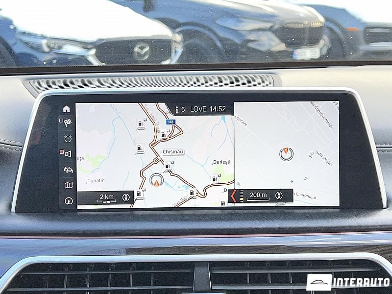 2017 BMW 740 — Miniatură 11
