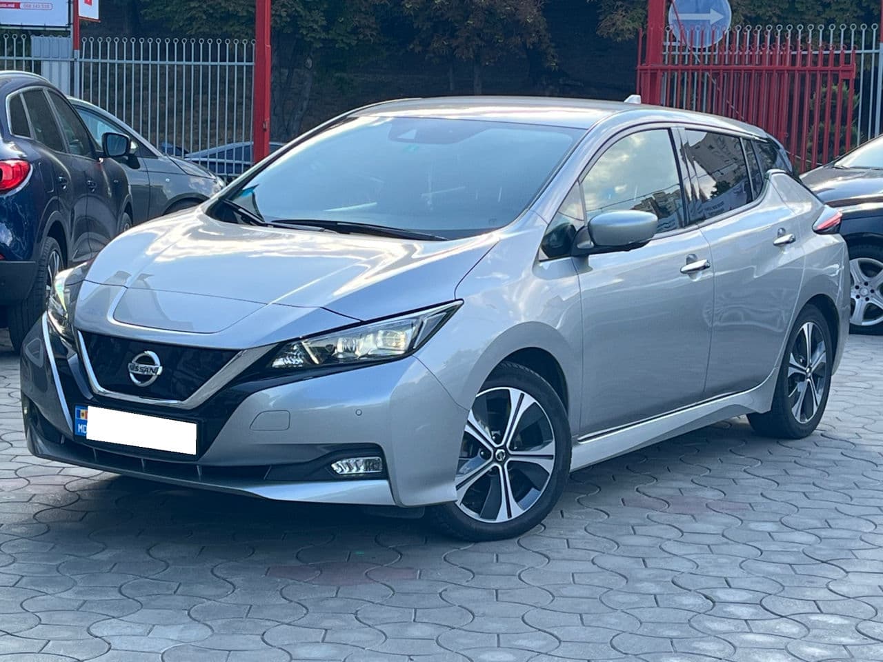 Nissan Leaf 2021 — Миниатюра 2