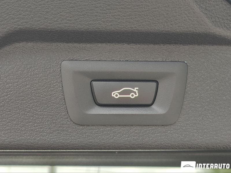 BMW X5 2.5D 2015 — Миниатюра 18