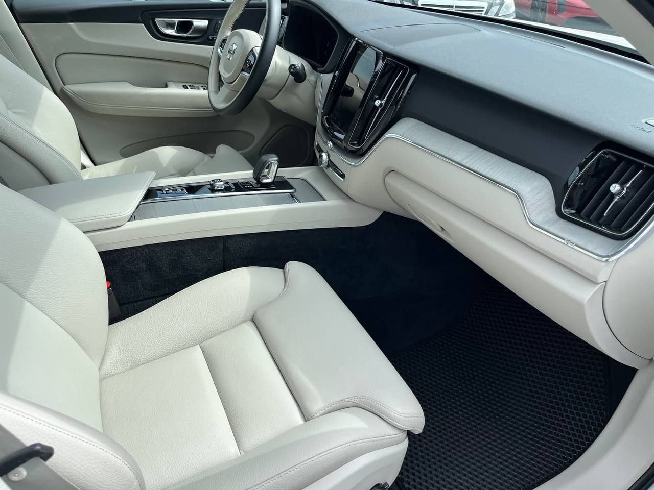 2023 Volvo XC 60 — Miniatură 7