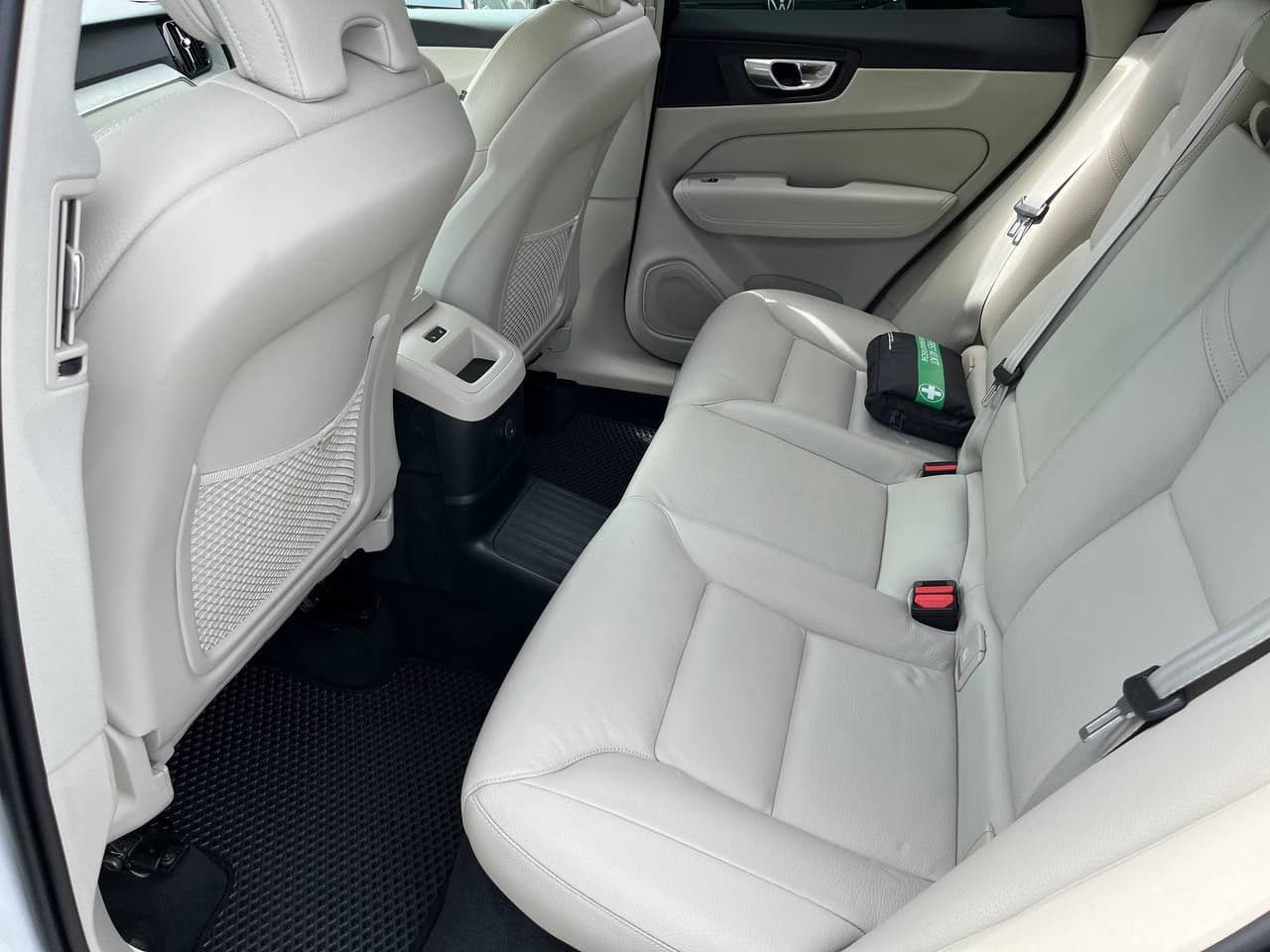2023 Volvo XC 60 — Miniatură 17
