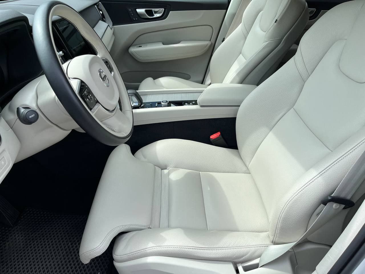 2023 Volvo XC 60 — Miniatură 6