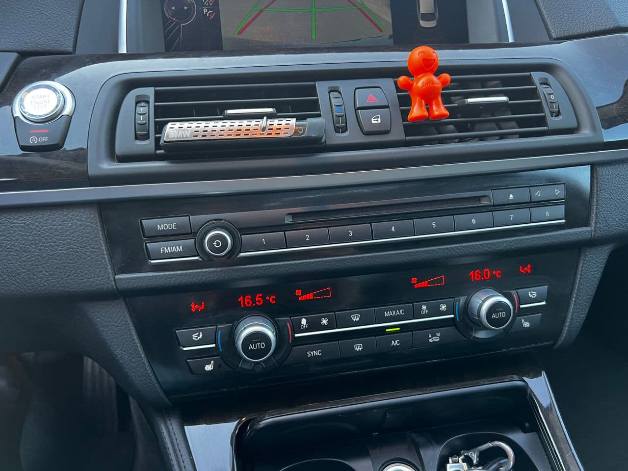 BMW 528 2014 — Миниатюра 13