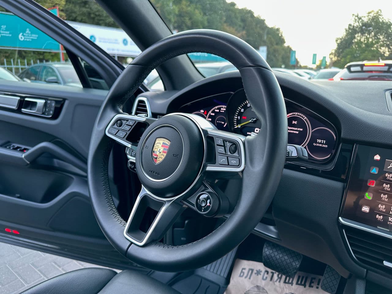 Porsche Cayenne E-Hybrid 2023 — Миниатюра 8