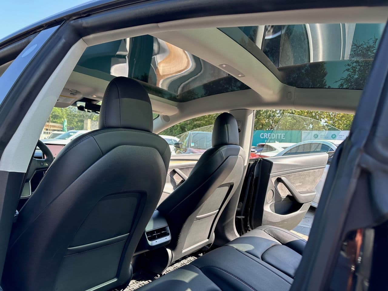 2023 Tesla Model 3 — Miniatură 15